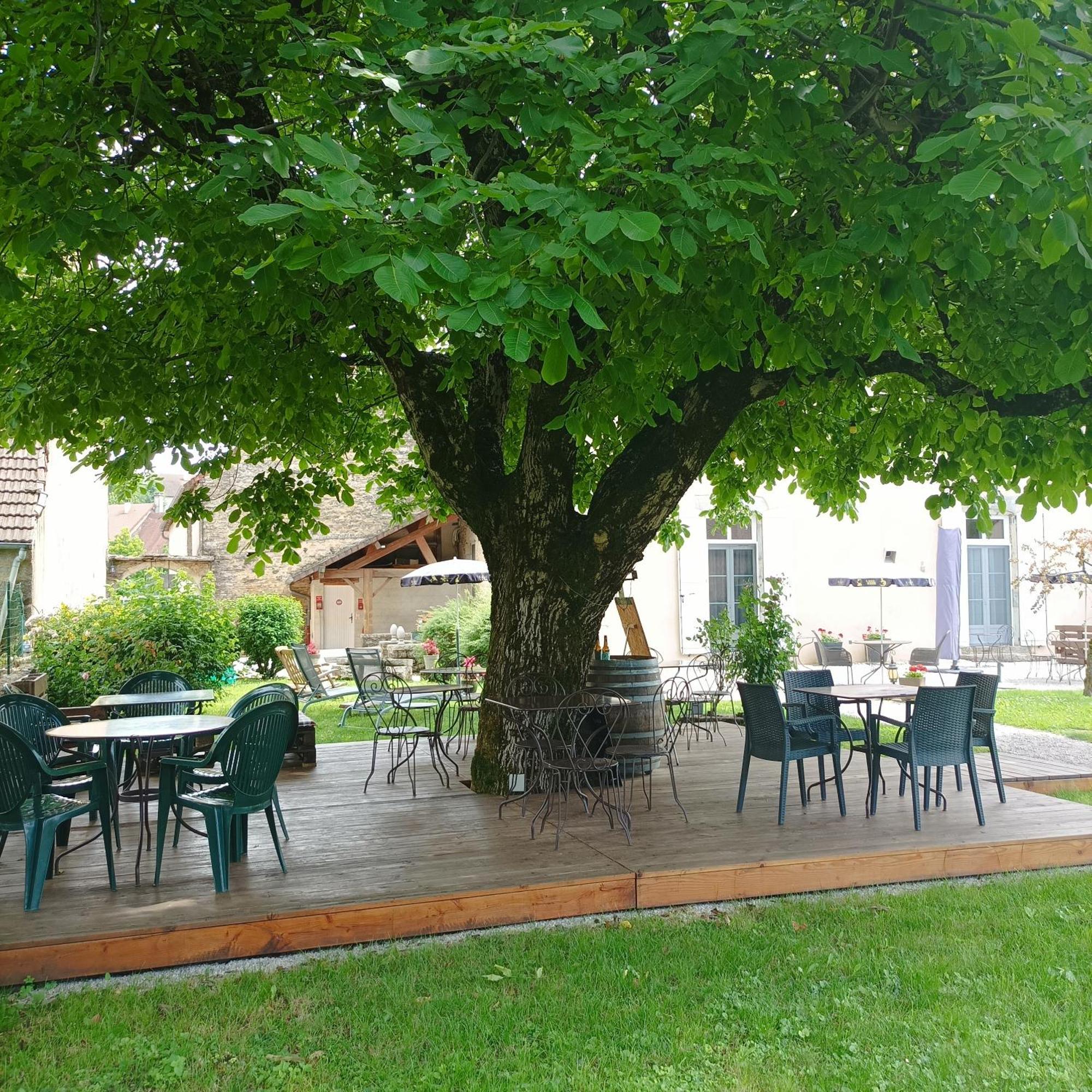 Maison d'Eusébia Château-Chalon Exterior foto