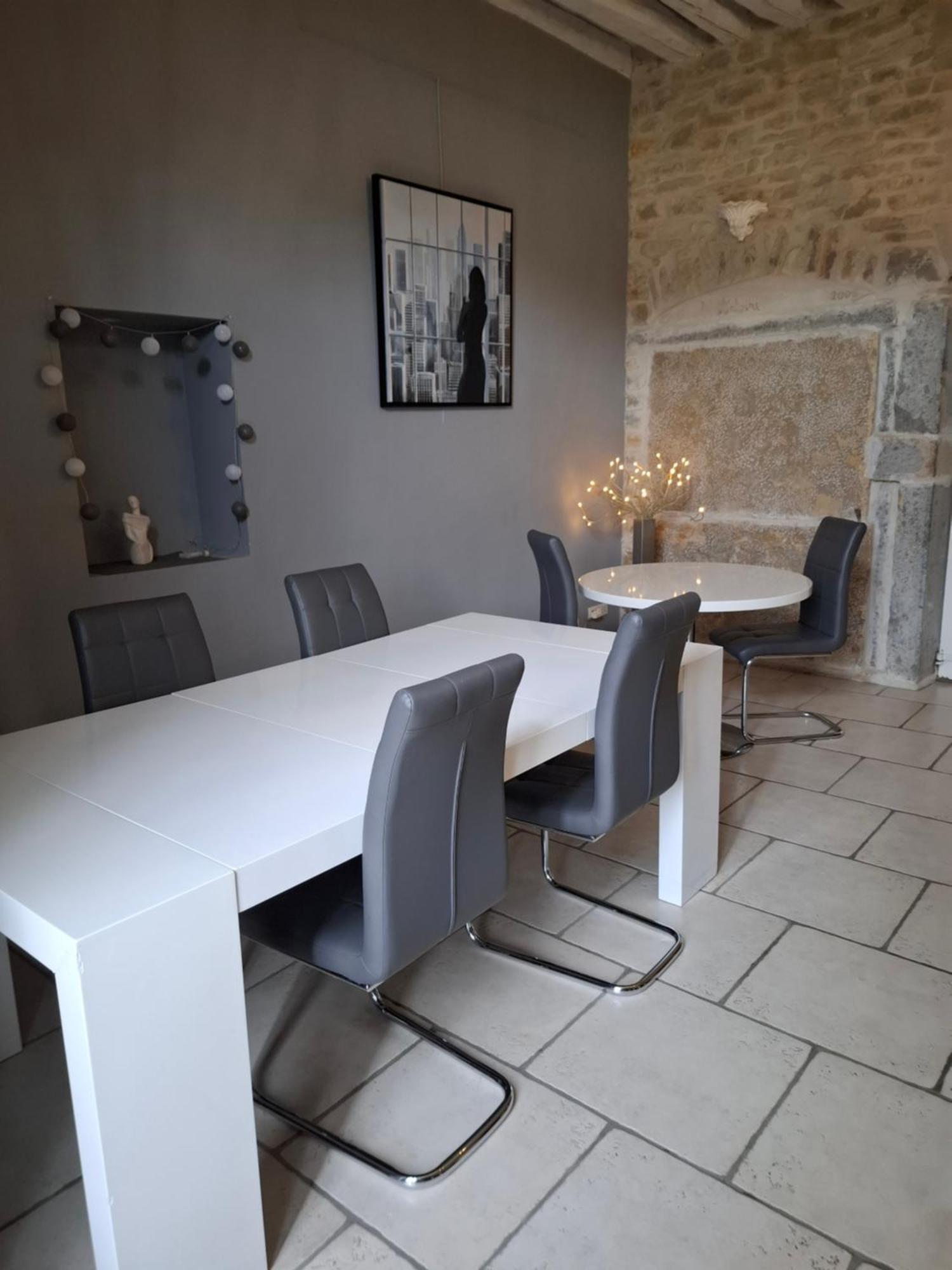 Maison d'Eusébia Château-Chalon Exterior foto