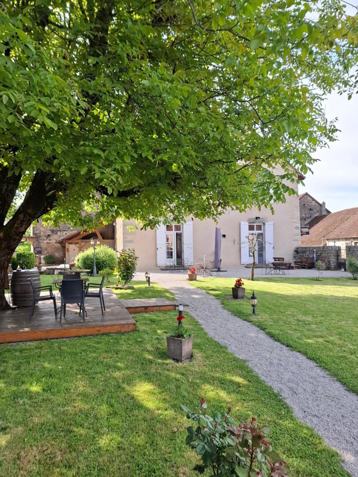 Maison d'Eusébia Château-Chalon Exterior foto