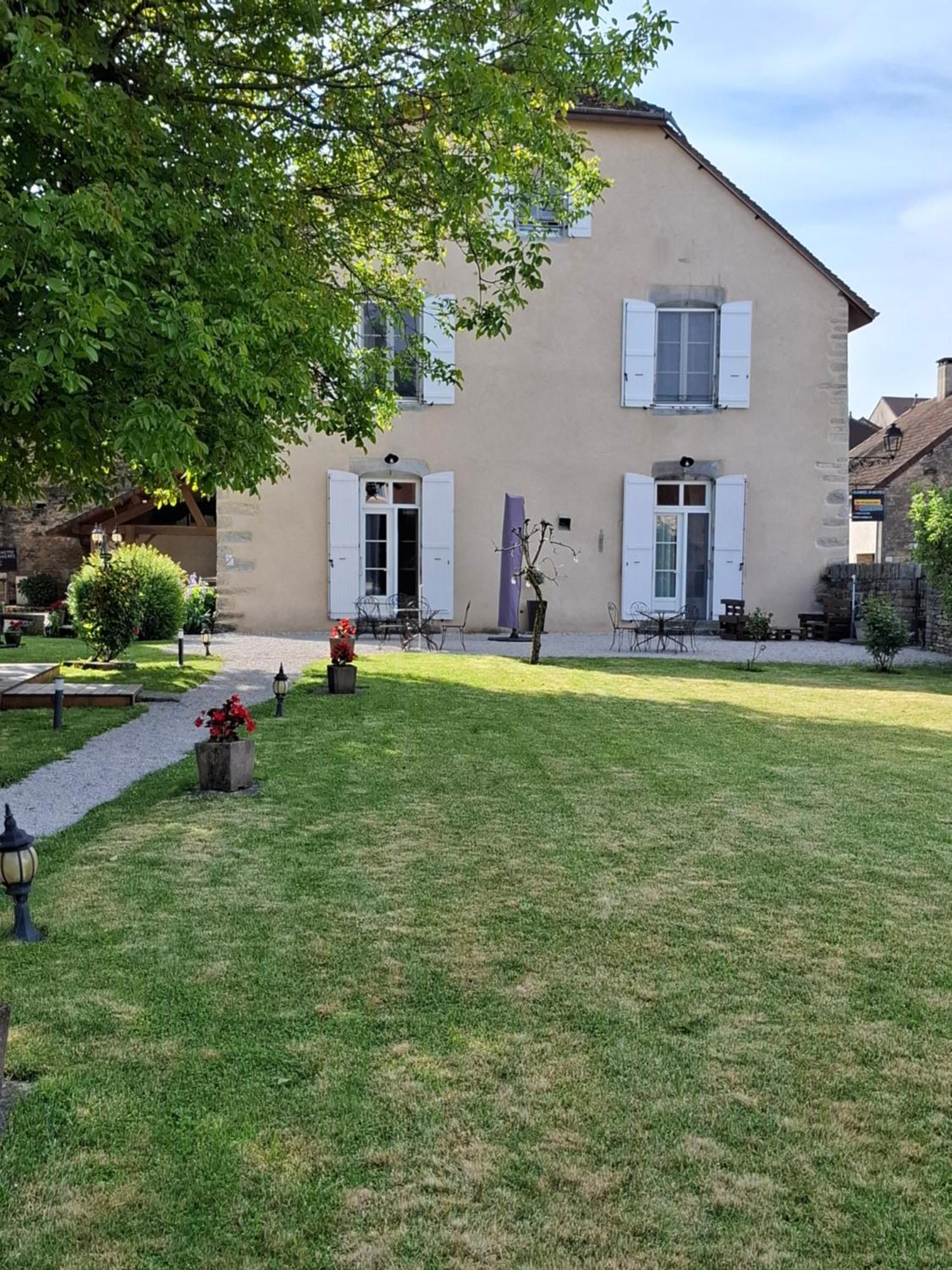 Maison d'Eusébia Château-Chalon Exterior foto